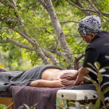 Ekuthuleni Lodge ストランド エクステリア 写真