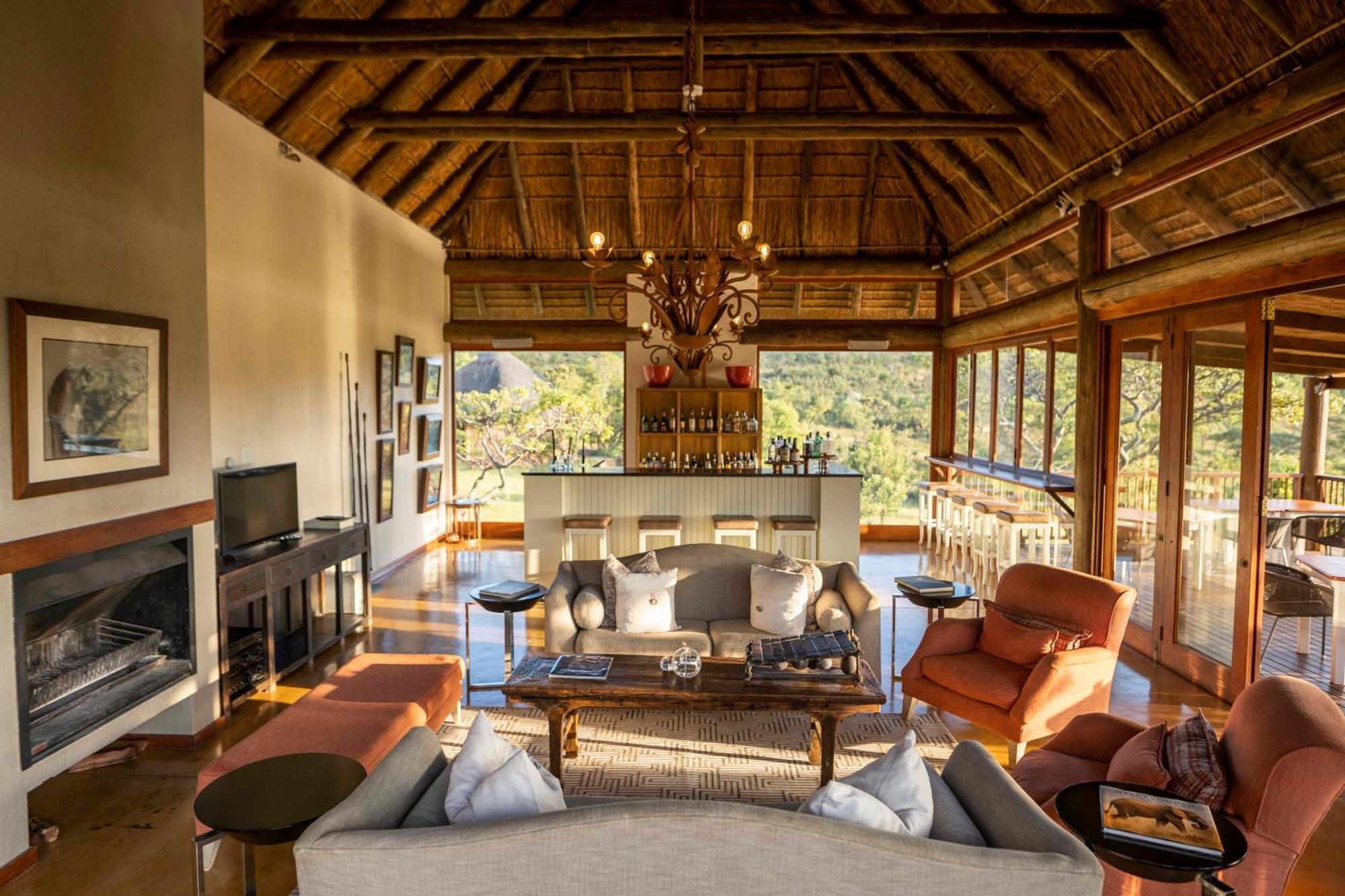 Ekuthuleni Lodge ストランド エクステリア 写真