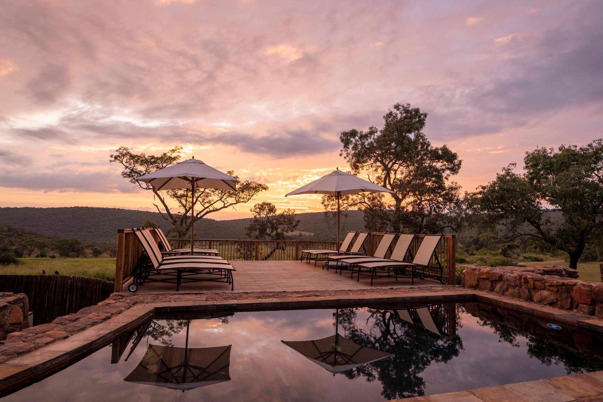 Ekuthuleni Lodge ストランド エクステリア 写真
