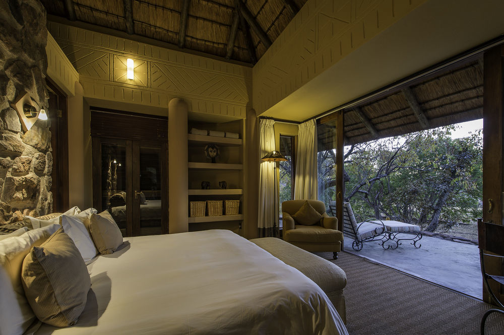 Ekuthuleni Lodge ストランド エクステリア 写真