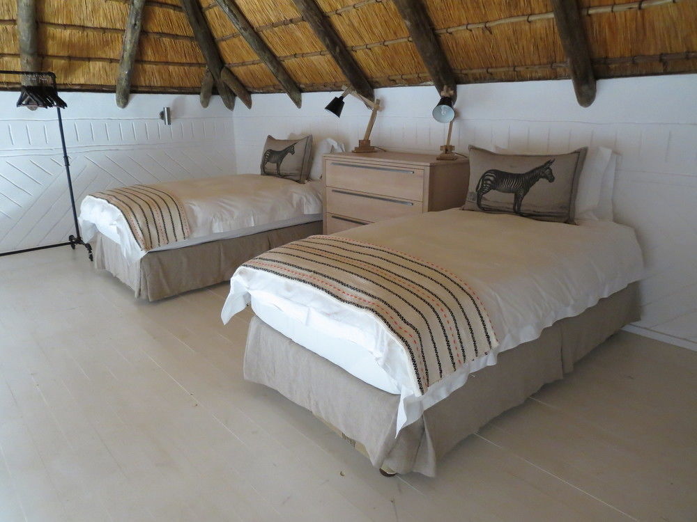 Ekuthuleni Lodge ストランド エクステリア 写真